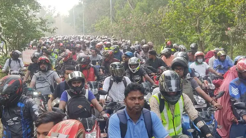 বঙ্গবন্ধু সেতুতে একদিনেই ৯ হাজার মোটরসাইকেল পারাপার