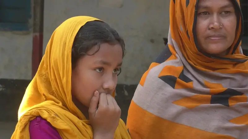 বই পেল রাজিফা, প্রধান শিক্ষককে কারণ দর্শানোর নোটিশ