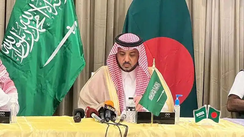 বাংলাদেশ থেকে চিকিৎসক-নার্স নেয়ার ঘোষণা দিল সৌদি বাংলাদেশ থেকে চিকিৎসক-নার্স নেয়ার ঘোষণা দিল সৌদি