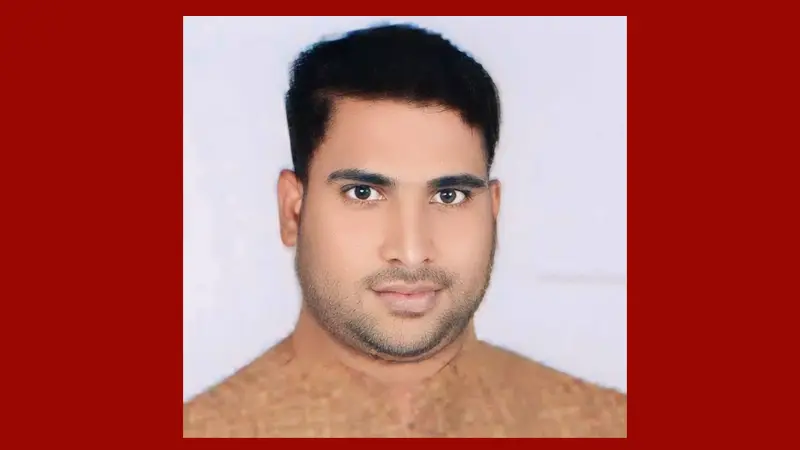প্রকাশ্য দিবালোকে ইউপি সদস্যকে গুলি ও জবাই করে হত্যা প্রকাশ্য দিবালোকে ইউপি সদস্যকে গুলি ও জবাই করে হত্যা