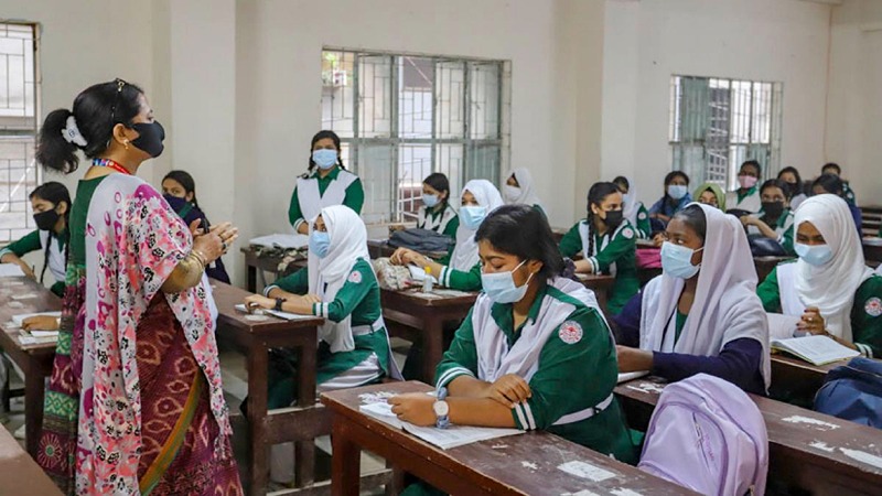 চার লাখের বেশি শিক্ষকের জন্য বিশাল সুখবর চার লাখের বেশি শিক্ষকের জন্য বিশাল সুখবর