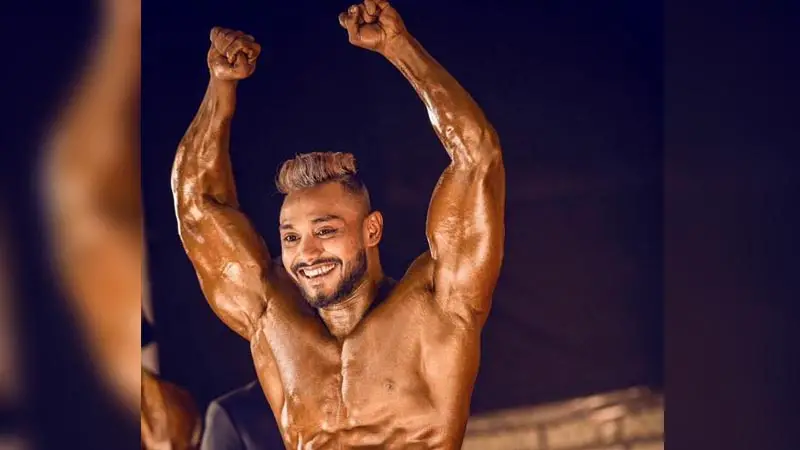 বাংলাদেশি শুভ জয় করল আমেরিকার মাটি বাংলাদেশি শুভ জয় করল আমেরিকার মাটি