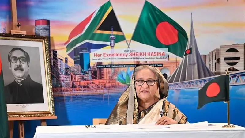 ‘বাংলাদেশকে ট্রিলিয়ন ডলারের অর্থনীতিতে পরিণত করার স্বপ্ন দেখি’ ‘বাংলাদেশকে ট্রিলিয়ন ডলারের অর্থনীতিতে পরিণত করার স্বপ্ন দেখি’