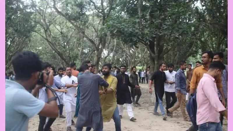 শোকসভা শেষে মারামারি, ইবির ৮ ছাত্রলীগ কর্মী বহিষ্কার শোকসভা শেষে মারামারি, ইবির ৮ ছাত্রলীগ কর্মী বহিষ্কার