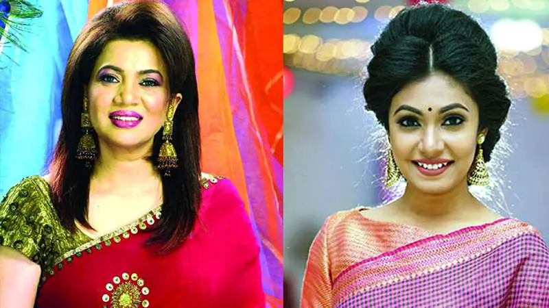 শাকিলা জাফরের ছেলের সঙ্গে নন্দিতার বাগ্দান শাকিলা জাফরের ছেলের সঙ্গে নন্দিতার বাগ্দান