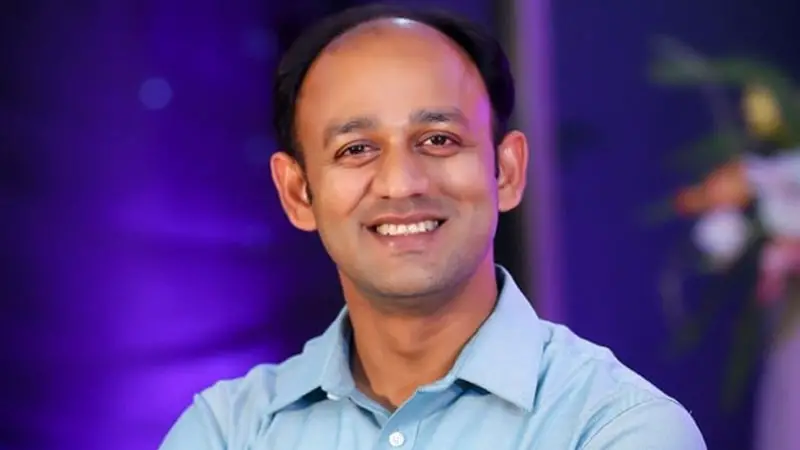 ক্ষমা চাইলেন ব্যারিস্টার সুমন ক্ষমা চাইলেন ব্যারিস্টার সুমন