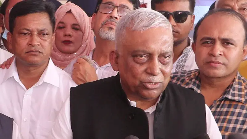 ভিসানীতি নিয়ে সরকার-আইনশৃঙ্খলাবাহিনী উদ্বিগ্ন নয় ভিসানীতি নিয়ে সরকার-আইনশৃঙ্খলাবাহিনী উদ্বিগ্ন নয়