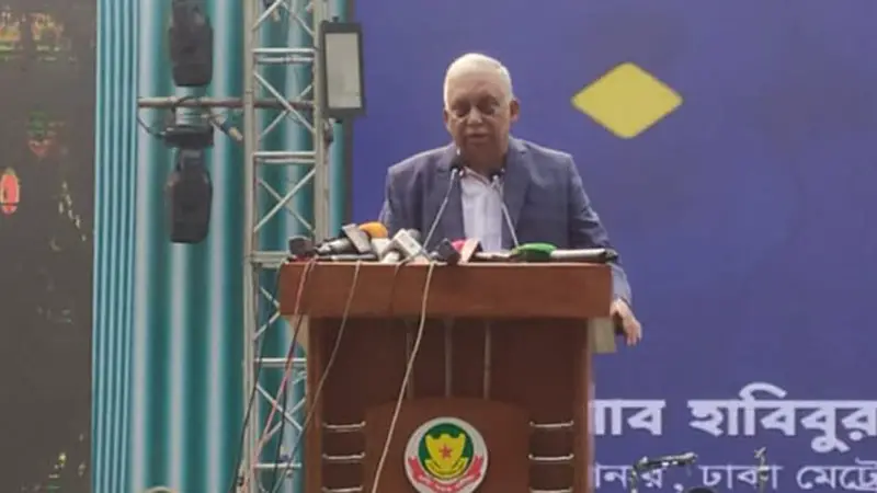 ট্রাফিকদের জন্য বিশ্রামের জায়গা চাইলেন স্বরাষ্ট্রমন্ত্রী ট্রাফিকদের জন্য বিশ্রামের জায়গা চাইলেন স্বরাষ্ট্রমন্ত্রী