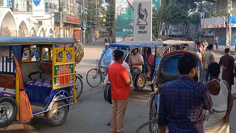 যান চলাচল স্বাভাবিক, হরতালের প্রভাব নেই চাঁদপুরে যান চলাচল স্বাভাবিক, হরতালের প্রভাব নেই চাঁদপুরে