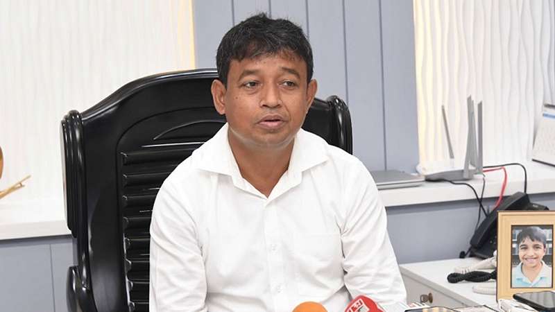 নির্বাচনকে বাধাগ্রস্ত করলে কঠোর ব্যবস্থা : হারুন নির্বাচনকে বাধাগ্রস্ত করলে কঠোর ব্যবস্থা : হারুন