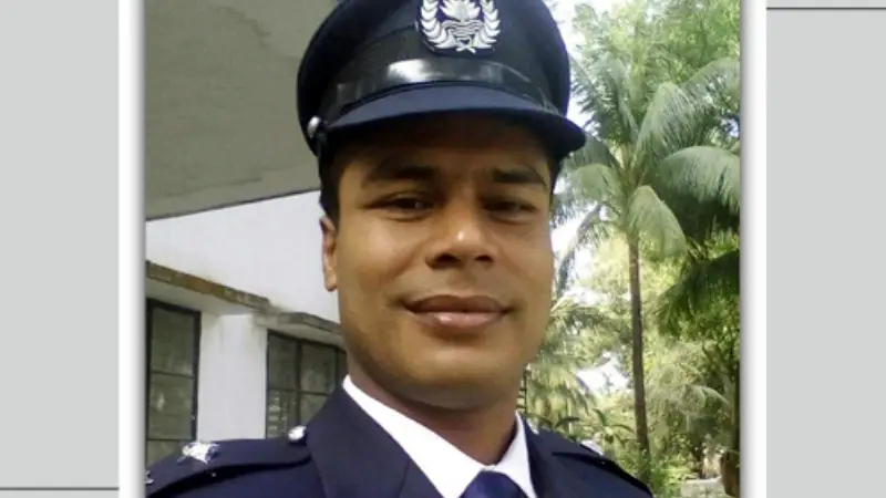 ৭ বছর পর রাজন হত্যার তদন্ত শুরু: বিচারের আশায় পিতার দীর্ঘ লড়াই ৭ বছর পর রাজন হত্যার তদন্ত শুরু: বিচারের আশায় পিতার দীর্ঘ লড়াই