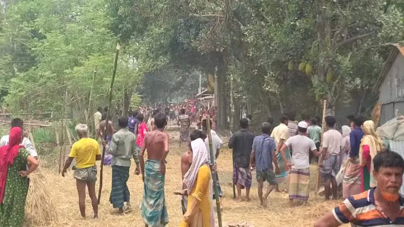ইসলামপুরে মাদ্রাসায় ভর্তি নিয়ে সংঘর্ষ, আহত ২০ ইসলামপুরে মাদ্রাসায় ভর্তি নিয়ে সংঘর্ষ, আহত ২০