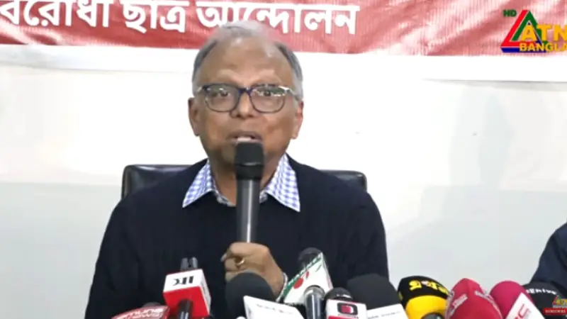 শেখ হাসিনা একবার নয় তিনবার দেশ ছেড়ে পালিয়েছেন: মাহমুদুর রহমান শেখ হাসিনা একবার নয় তিনবার দেশ ছেড়ে পালিয়েছেন: মাহমুদুর রহমান