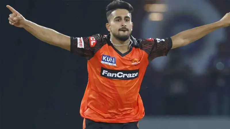 উমরান মালিকের বদলে যাকে দলে নিলো কলকাতা উমরান মালিকের বদলে যাকে দলে নিলো কলকাতা
