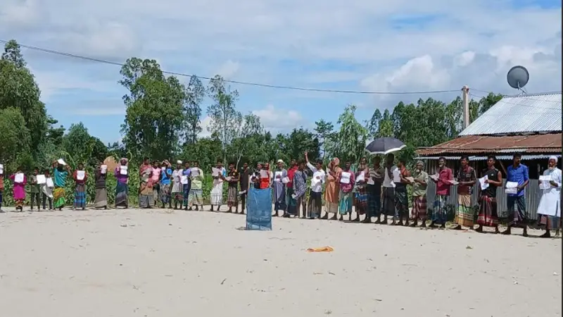 কুড়িগ্রামে সৌর বিদ্যুৎ নিয়ে ভোগান্তিতে চরবাসী কুড়িগ্রামে সৌর বিদ্যুৎ নিয়ে ভোগান্তিতে চরবাসী