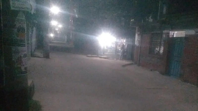 সৈয়দপুরে সন্ধ্যা ও সকালে নামছে কুয়াশা, দুর্ভোগ চরমে সৈয়দপুরে সন্ধ্যা ও সকালে নামছে কুয়াশা, দুর্ভোগ চরমে