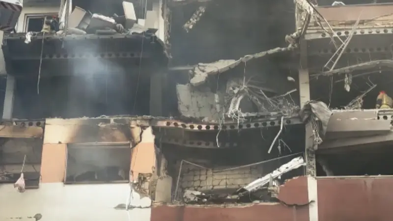 মাত্র ১৮ ঘণ্টায় ইসরায়েলকে গাজায় পরিণত করেছে ইরান! মাত্র ১৮ ঘণ্টায় ইসরায়েলকে গাজায় পরিণত করেছে ইরান!