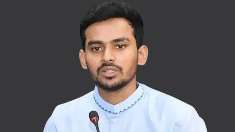 শহীদের রক্ত, বিপ্লব সমুন্নত হোক: আসিফ মাহমুদ