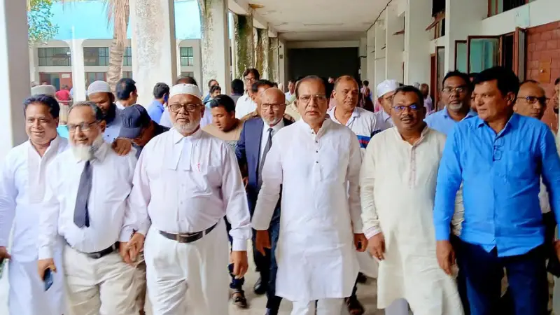 মামলা থেকে বেকসুর খালাস পেলেন বিএনপির ৭৫ নেতা-কর্মী মামলা থেকে বেকসুর খালাস পেলেন বিএনপির ৭৫ নেতা-কর্মী