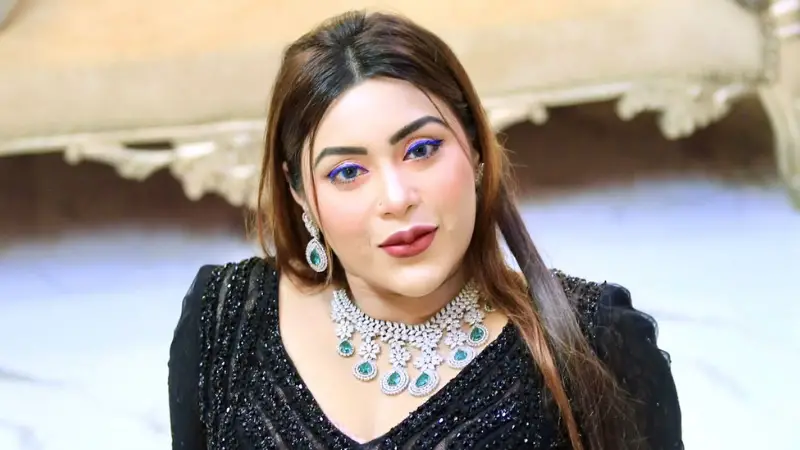 আমাকে কালো জাদু করা হয়েছিল, তারা চায় আমি যেন মরে যাই: মিষ্টি জান্নাত আমাকে কালো জাদু করা হয়েছিল, তারা চায় আমি যেন মরে যাই: মিষ্টি জান্নাত