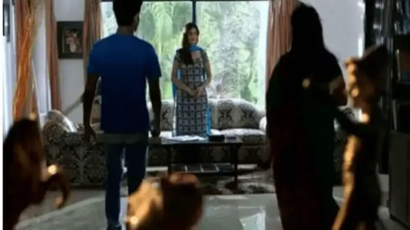 চড়া দামে বিক্রি হচ্ছে পুরুষত্ব, যারা জড়িত আছে এ পেশার সাথে! চড়া দামে বিক্রি হচ্ছে পুরুষত্ব, যারা জড়িত আছে এ পেশার সাথে!