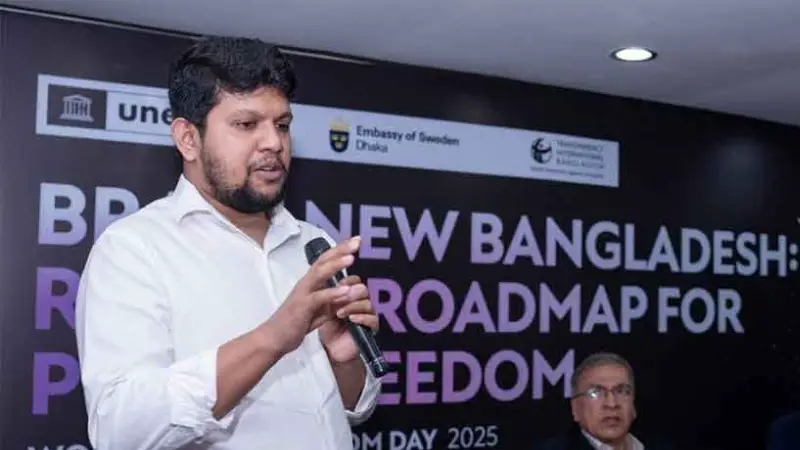 এক টিভি চ্যানেল ১৩ হাজার টাকা বেতন প্রস্তাব করেছিল: মাহফুজ আলম এক টিভি চ্যানেল ১৩ হাজার টাকা বেতন প্রস্তাব করেছিল: মাহফুজ আলম