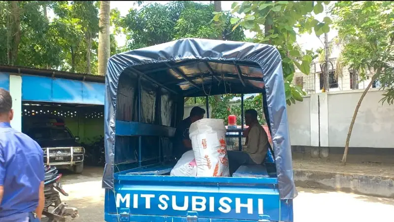 শেরপুরে বিপুল পরিমাণ নকল রশিদা বিড়ি জব্দ শেরপুরে বিপুল পরিমাণ নকল রশিদা বিড়ি জব্দ