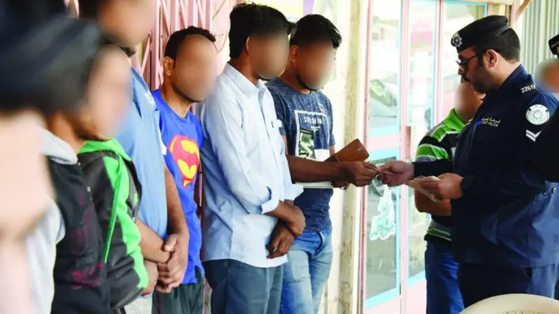 প্রবাসীদের জন্য যে নতুন ও কঠোর আইন করলো কুয়েত! প্রবাসীদের জন্য যে নতুন ও কঠোর আইন করলো কুয়েত!
