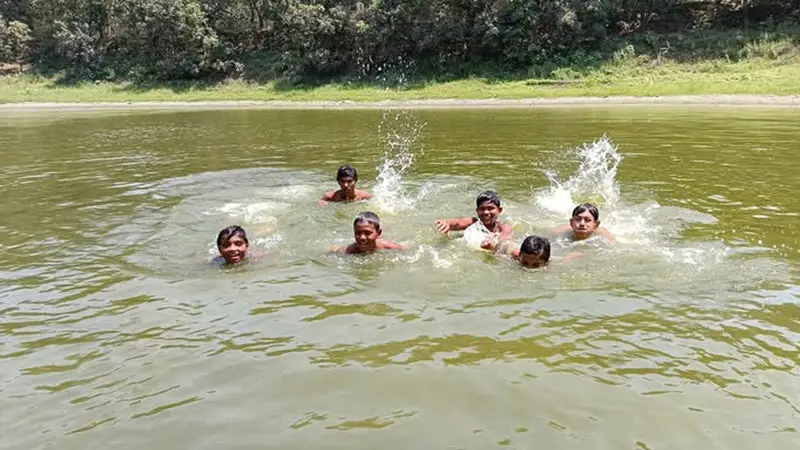 চলতি মৌসুমের সর্বোচ্চ তাপমাত্রা ৪২ ডিগ্রী চলতি মৌসুমের সর্বোচ্চ তাপমাত্রা ৪২ ডিগ্রী