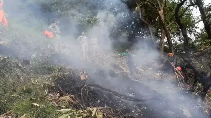 এবার ভারতে হেলিকপ্টার বিধ্বস্ত হয়ে ৭ জন নিহত! এবার ভারতে হেলিকপ্টার বিধ্বস্ত হয়ে ৭ জন নিহত!