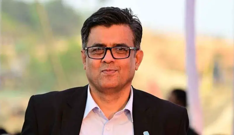 নির্বাচনে তরুণ ভোটারদের জন্য বিশেষ যে সুবিধা থাকবে!