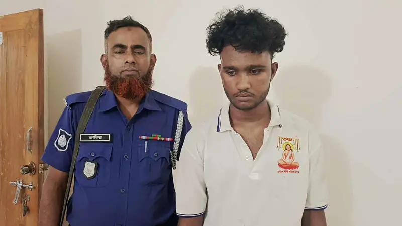 ডাসারে প্রেমিক যুগলকে জিম্মি করে চাঁদা দাবি, গ্রেফতার ১ ডাসারে প্রেমিক যুগলকে জিম্মি করে চাঁদা দাবি, গ্রেফতার ১