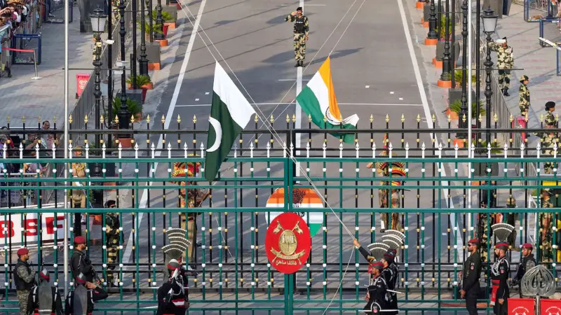 যুদ্ধবিরতির মেয়াদ বাড়াল ভারত-পাকিস্তান যুদ্ধবিরতির মেয়াদ বাড়াল ভারত-পাকিস্তান