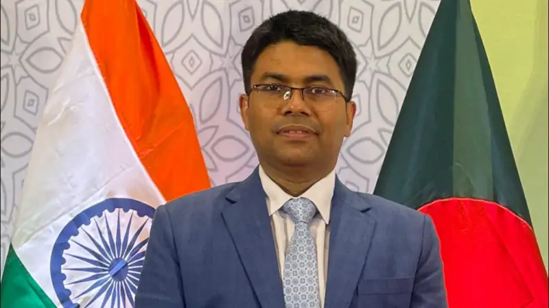 হাসিনা নির্লজ্জ, হাসিনা শেষ: তারিক চয়ন হাসিনা নির্লজ্জ, হাসিনা শেষ: তারিক চয়ন