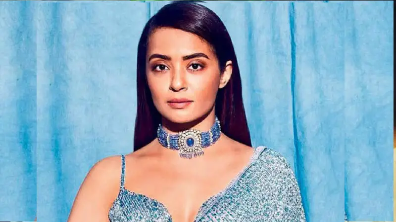 কেরিয়ার সফল হলেও কাস্টিং কাউচের শিকার সুরভীন