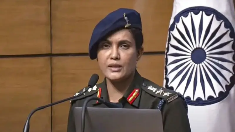 কর্নেল সোফিয়ার যমজ বোনকে নিয়ে হঠাৎ ভারতে এতো আলোচনা কেন? কর্নেল সোফিয়ার যমজ বোনকে নিয়ে হঠাৎ ভারতে এতো আলোচনা কেন?