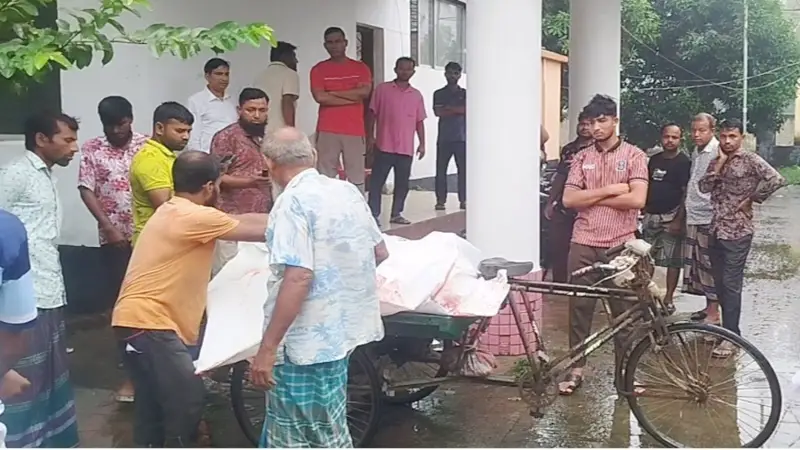 চাকরির পরীক্ষা দিতে গিয়ে সড়কে নিভে গেল ৩ প্রাণ