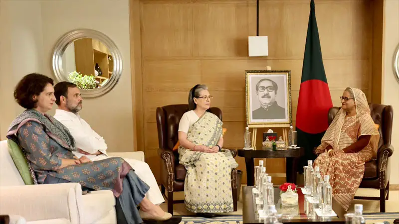 প্রধানমন্ত্রী শেখ হাসিনার সঙ্গে সোনিয়া গান্ধীর সাক্ষাৎ প্রধানমন্ত্রী শেখ হাসিনার সঙ্গে সোনিয়া গান্ধীর সাক্ষাৎ