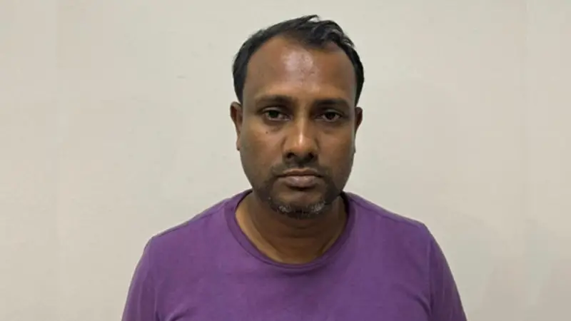 পেশায় পিএসসির অফিস সহায়ক কিন্তু গড়েছেন সম্পদের পাহাড় পেশায় পিএসসির অফিস সহায়ক কিন্তু গড়েছেন সম্পদের পাহাড়