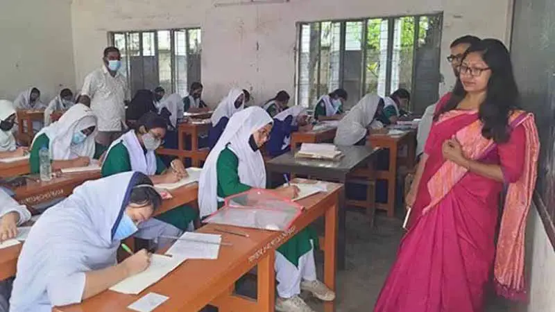প্রাথমিক থেকে বিশ্ববিদ্যালয় শিক্ষকদের বেতন-ভাতার ‘করুণ চিত্র’ প্রাথমিক থেকে বিশ্ববিদ্যালয় শিক্ষকদের বেতন-ভাতার ‘করুণ চিত্র’