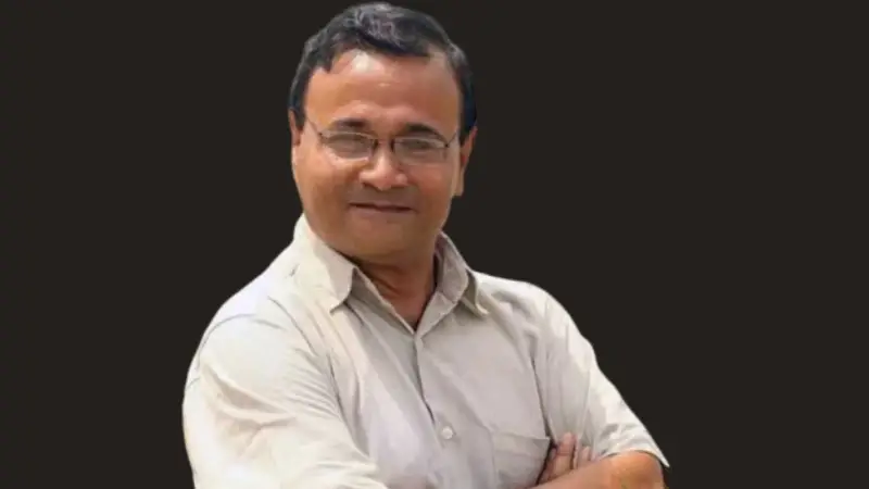 ছেলে অভিনয় ছেড়ে দিতে বলে: ডা. এজাজ ছেলে অভিনয় ছেড়ে দিতে বলে: ডা. এজাজ