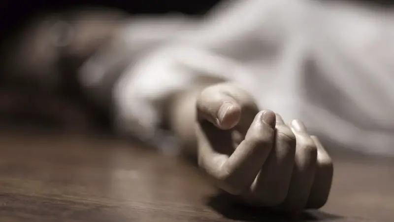 নোয়াখালীতে ঘরে ঢুকে নারীকে জবাই করে হত্যা, লাশ পুকুরে নোয়াখালীতে ঘরে ঢুকে নারীকে জবাই করে হত্যা, লাশ পুকুরে