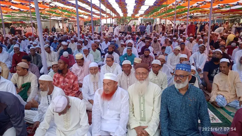 কুড়িগ্রামে কেন্দ্রীয় ঈদগাহ মাঠে ঈদুল আযহার প্রধান জামাত অনুষ্ঠিত কুড়িগ্রামে কেন্দ্রীয় ঈদগাহ মাঠে ঈদুল আযহার প্রধান জামাত অনুষ্ঠিত