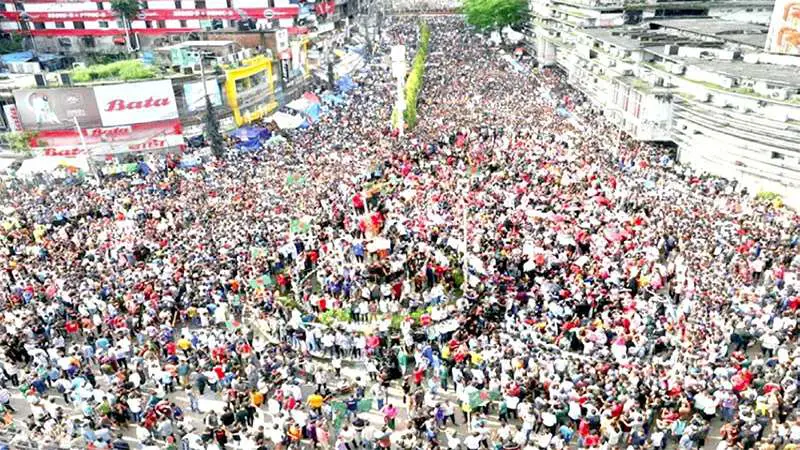 গণঅভ্যুত্থানের ‘মাস্টারমাইন্ড’কে বা কারা!! গণঅভ্যুত্থানের ‘মাস্টারমাইন্ড’কে বা কারা!!