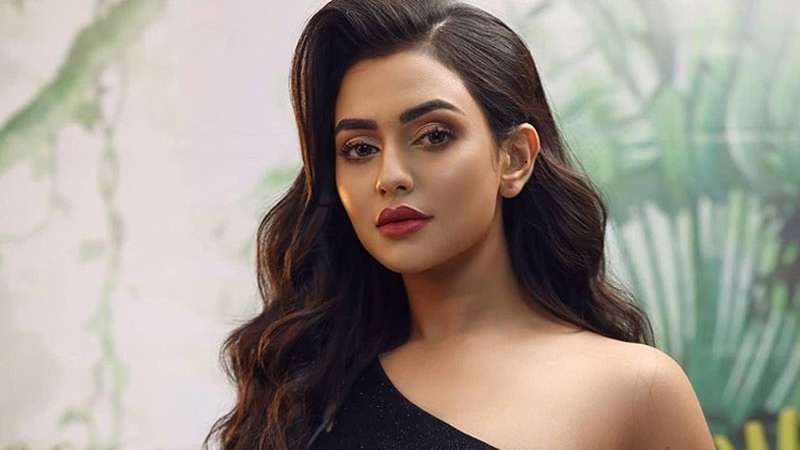 তিন মাস শুটিং সেটে নেই নুসরাত ফারিয়া তিন মাস শুটিং সেটে নেই নুসরাত ফারিয়া