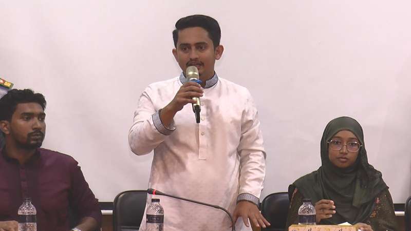 শেখ হাসিনা নিজেকে সর্বশক্তিমান দাবি করাটাই বাকি ছিল : সারজিস শেখ হাসিনা নিজেকে সর্বশক্তিমান দাবি করাটাই বাকি ছিল : সারজিস