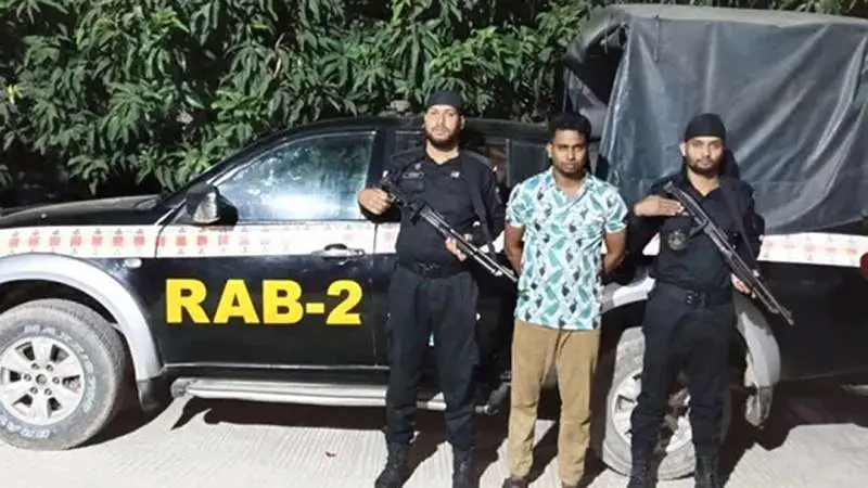 বোমা তৈরির কারিগর কসাই সোহেল গ্রেফতার বোমা তৈরির কারিগর কসাই সোহেল গ্রেফতার
