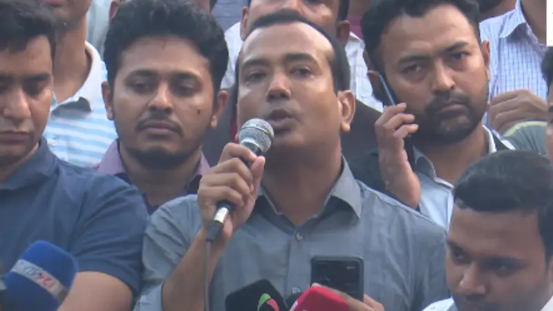 ছাত্রদলের সংগ্রাম বাদ দিলে ইতিহাস যাবে ডাস্টবিনে: ছাত্রদল সভাপতি ছাত্রদলের সংগ্রাম বাদ দিলে ইতিহাস যাবে ডাস্টবিনে: ছাত্রদল সভাপতি