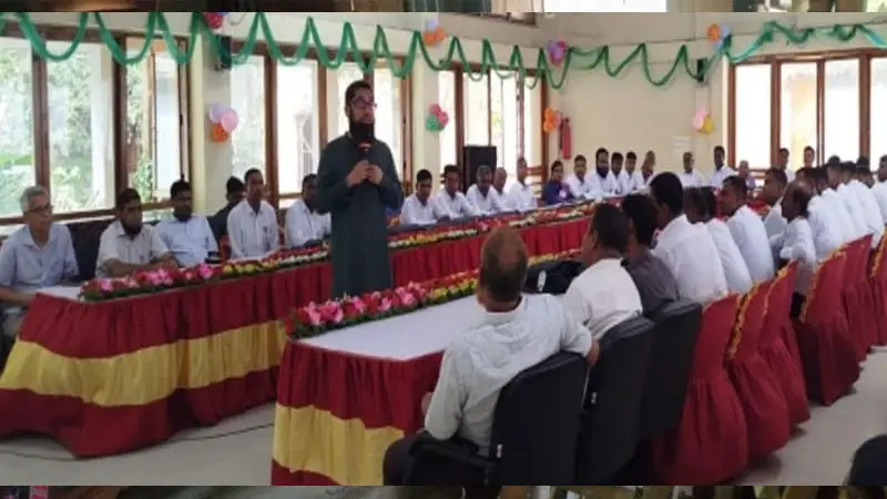 শিবালয়ে গ্রাম পুলিশের বুনিয়াদি প্রশিক্ষণ কোর্স উদ্বোধন শিবালয়ে গ্রাম পুলিশের বুনিয়াদি প্রশিক্ষণ কোর্স উদ্বোধন