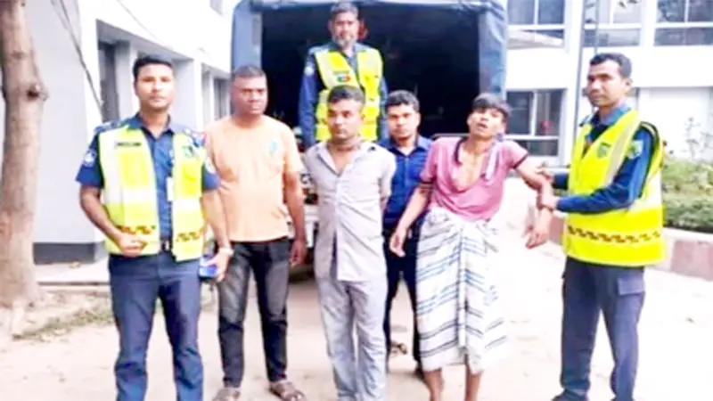 ছিনতাই রোধে কঠোর পদক্ষেপ ছিনতাই রোধে কঠোর পদক্ষেপ